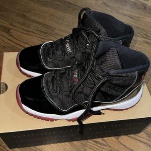 Jordan 11 Retro - playoffs Bred (GS)